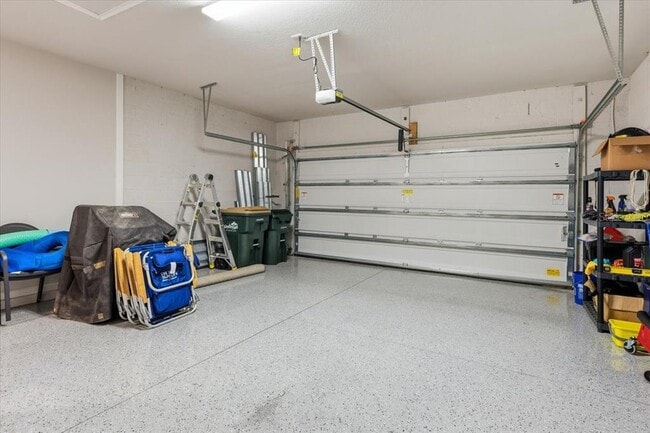 Building Photo - 20440 Revival Ln