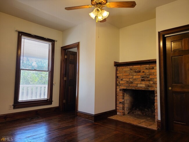 Building Photo - 3767 Happy Valley Cir