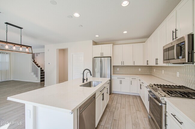 Building Photo - 9856 E Palladium Dr