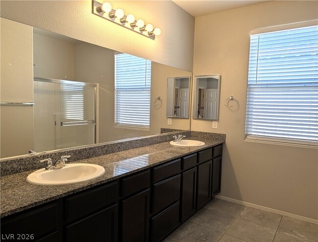 Building Photo - 1290 Paseo del Oso Ln