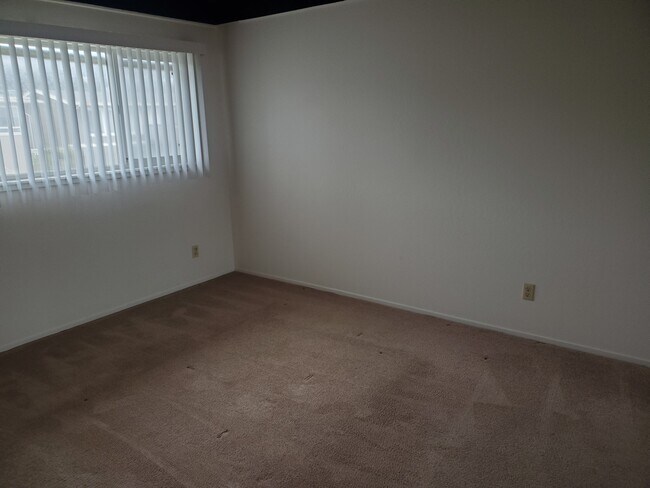 bedroom - 340 Esplanade Ave