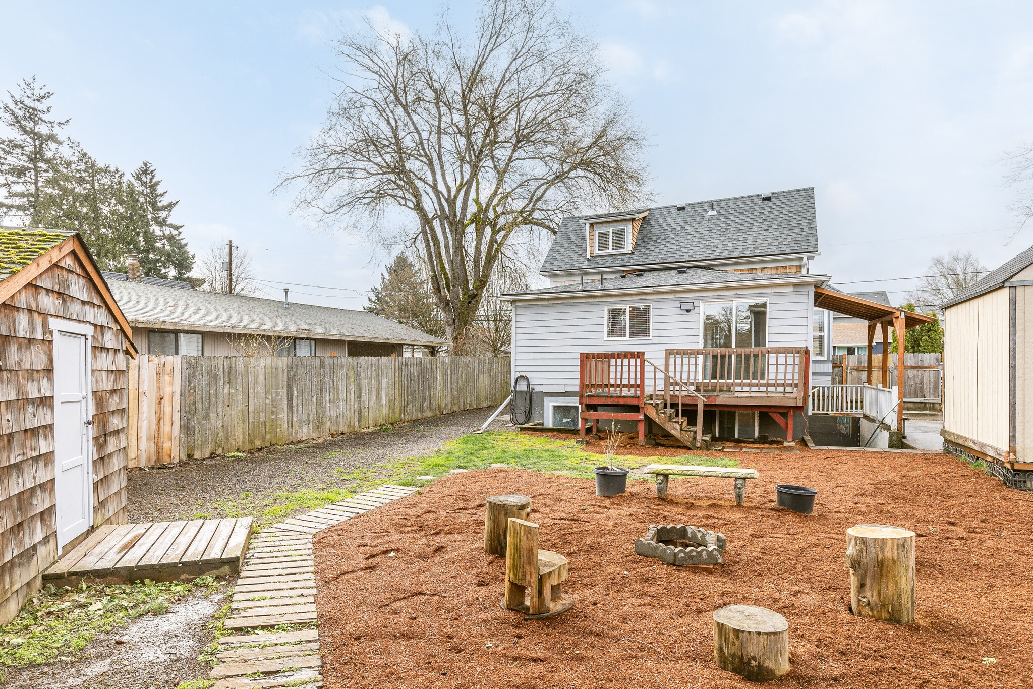 Shared backyard - 1144 SE 85th Ave