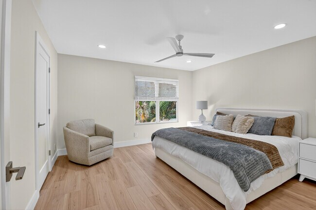 Building Photo - 2237 NW 53rd St
