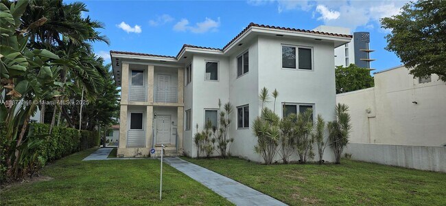 Building Photo - 3915 Ponce de Leon Blvd