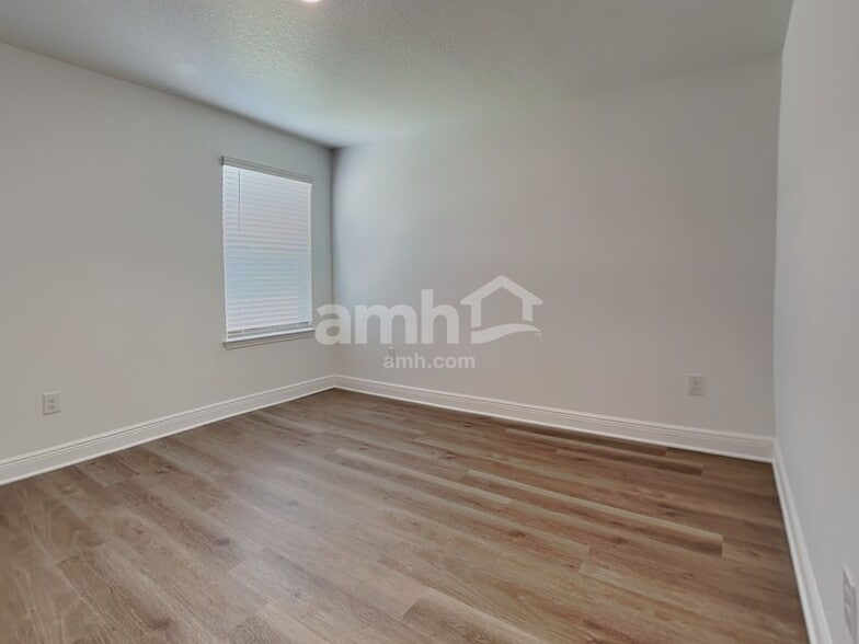 Building Photo - 6764 Atlantic Bch Ave