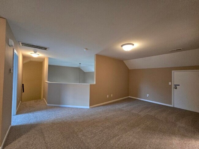 Building Photo - 206 Aberlour Dr