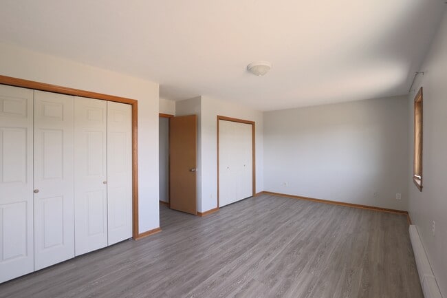 Building Photo - 3482 Mahoney Dr