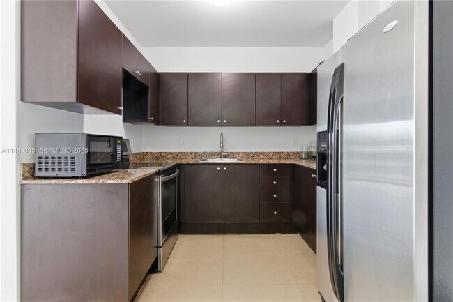 Building Photo - 529 NE 62nd St