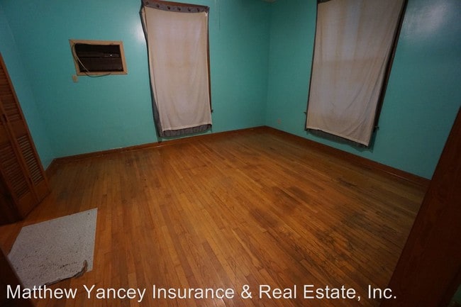 Building Photo - 1023 S 17th St