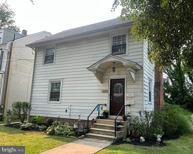 Building Photo - 119 Fowler Ave