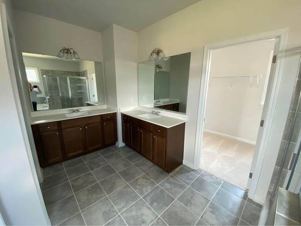 Building Photo - 223 Cattail Ln