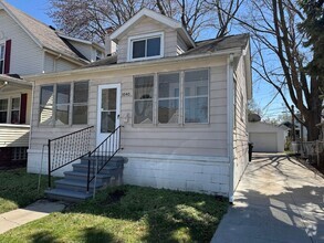Building Photo - 3 bed 1 bath Ferndale bungalow