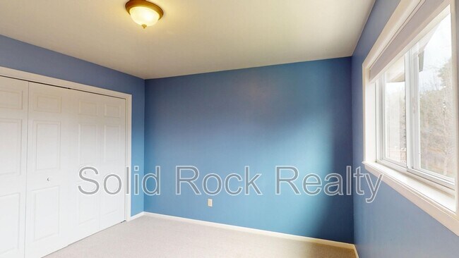 Building Photo - 535 Silver Spring Cir