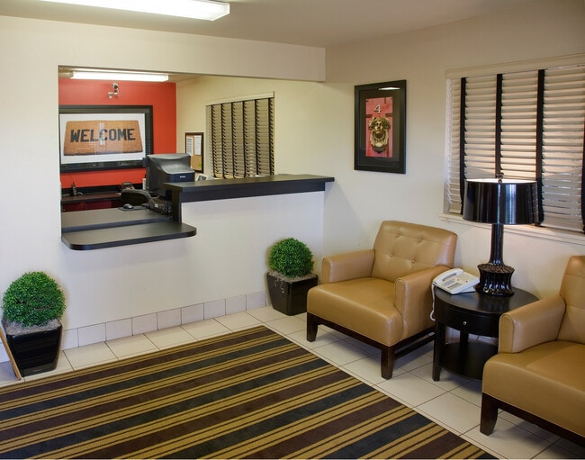 Building Photo - Furnished Studio-Virginia Beach - Independence Blvd.
