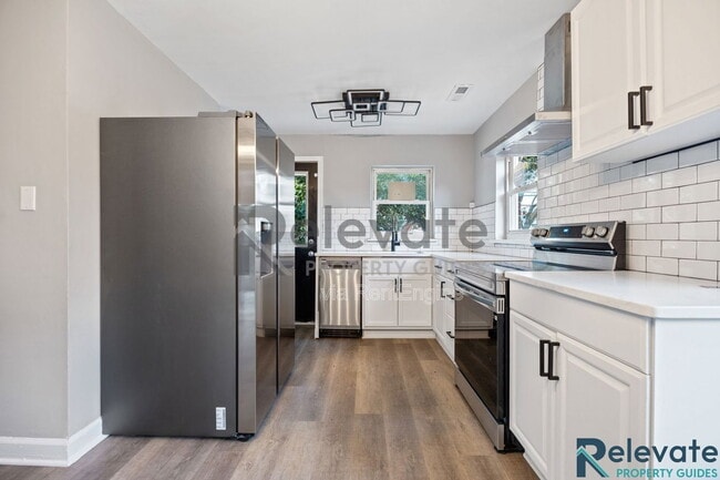 Building Photo - 4005 Peregrine Rd