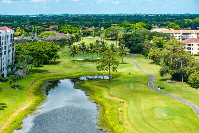 Building Photo - 7546 La Paz Blvd