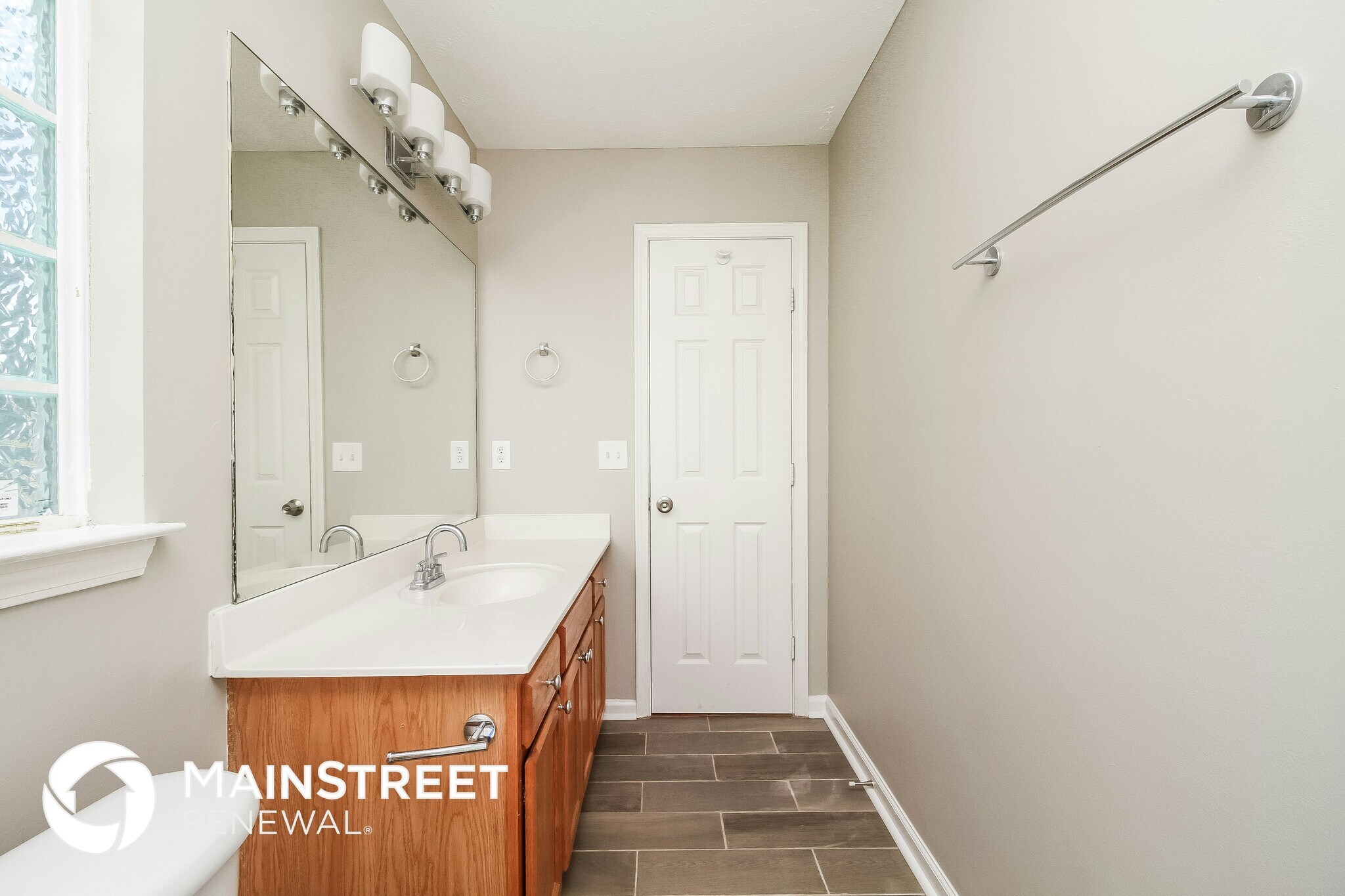 Building Photo - 1366 Nicole Ln