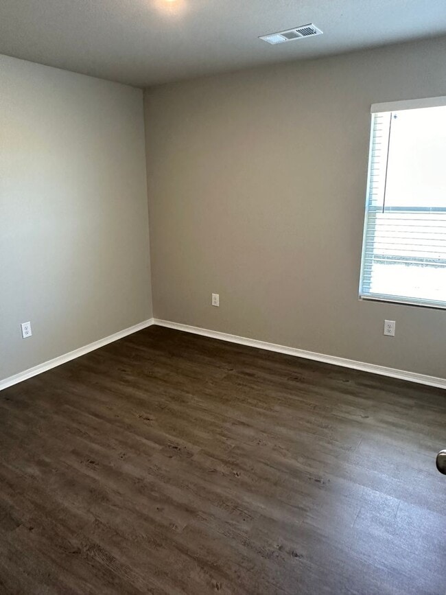 Building Photo - Pre-Leasing Now! Beautiful 3-Bedroom, 2-Bath Home in Prospect Farms | Available July 14