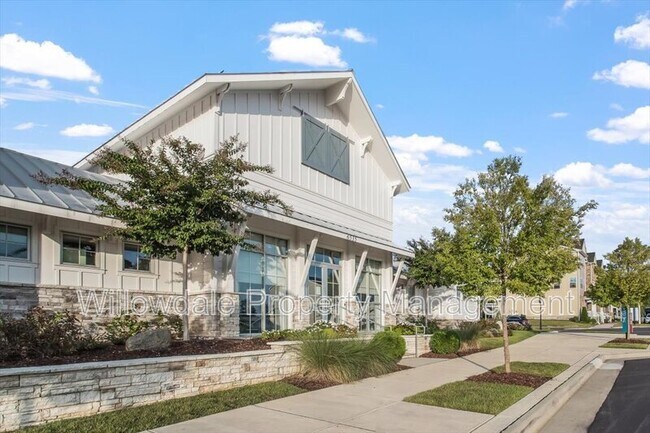 Building Photo - 4940 Enlightenment Rd