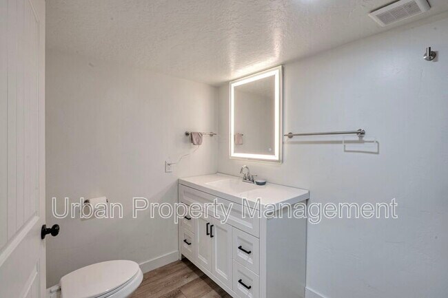 Building Photo - 3761 W 620 N