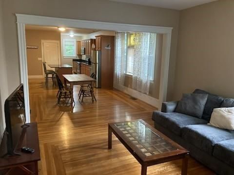 Building Photo - 51 Huxley Ave