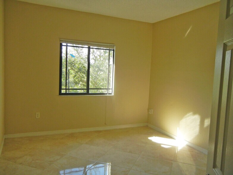 Building Photo - 2729 Anzio Ct