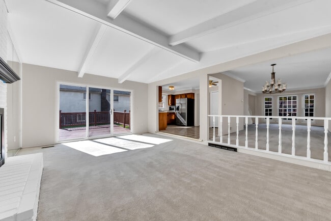 Building Photo - 197 Kings Way