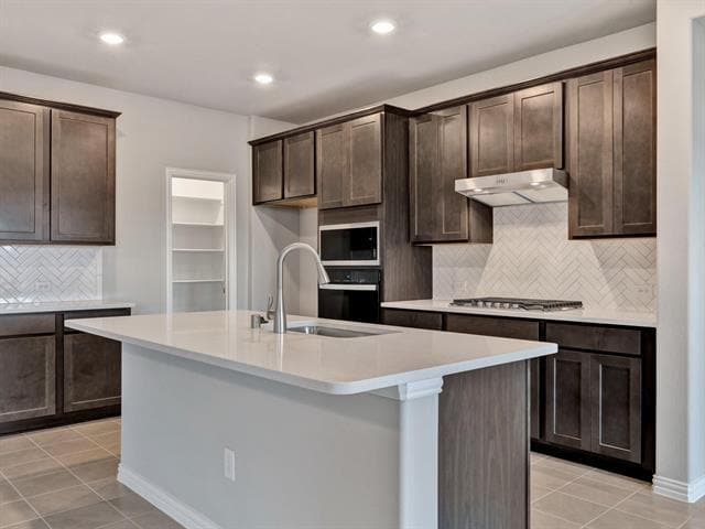 Building Photo - 2106 Sandpiper Wy