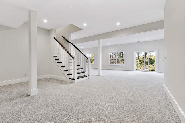 Building Photo - 6118 Flagg Creek Ln