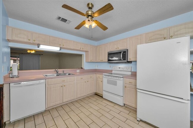 Building Photo - 2407 Gun Flint Trail