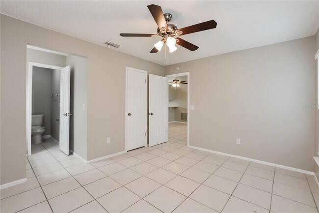 Building Photo - 2714 Waco Dr E