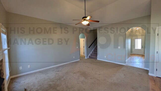 Building Photo - 717 Sleek Fox Dr