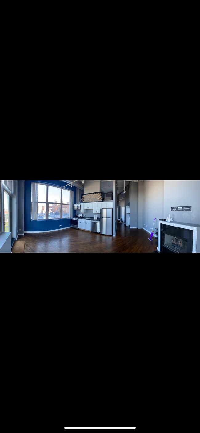 Building Photo - 500 S Clinton St