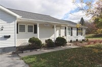 Building Photo - 8612 Peck St