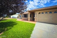 Building Photo - 9431 Serpentine Ln