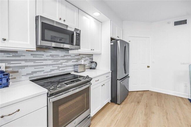 Building Photo - 4981 Bacopa Ln S