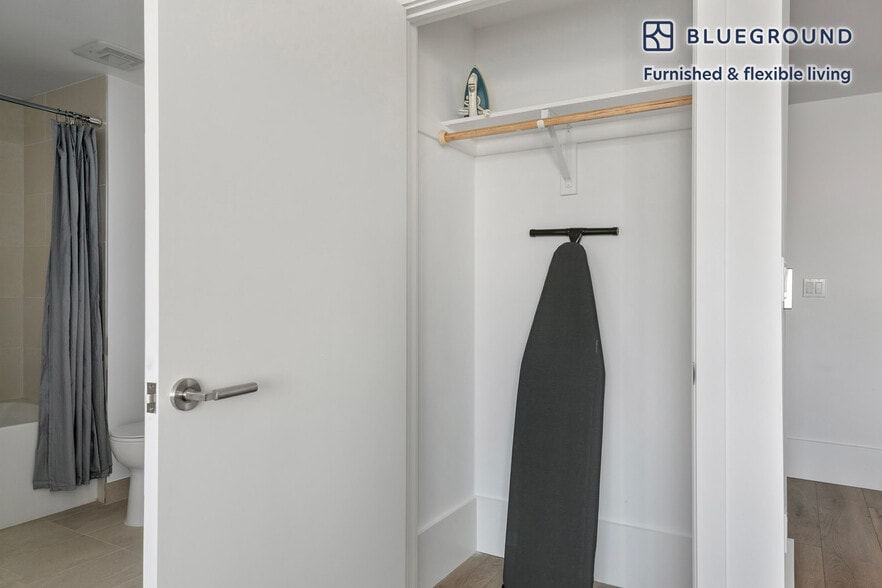 Building Photo - 1288 Howard St