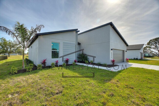 Building Photo - Deposit-Free! Modern, energy efficient hom...