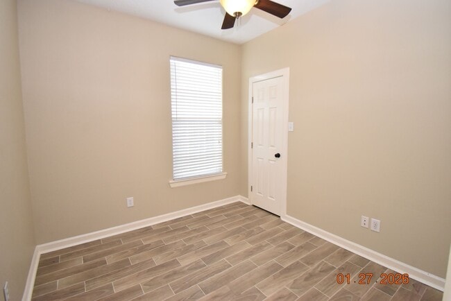 Building Photo - 3108 Avenue D