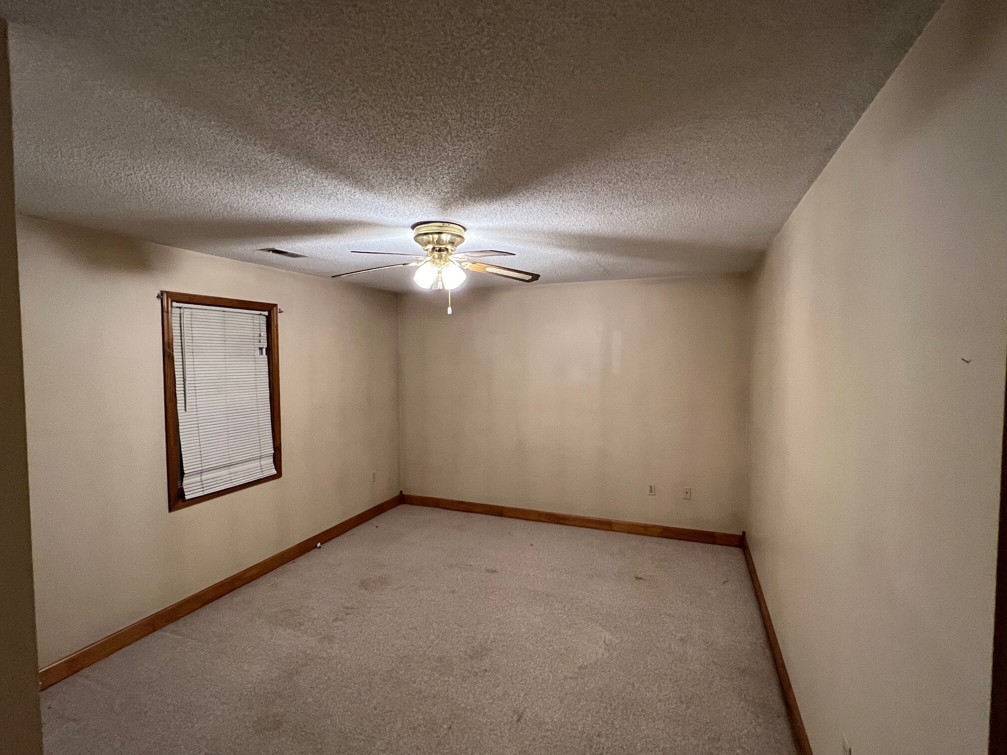 Building Photo - 201 Pearl Street