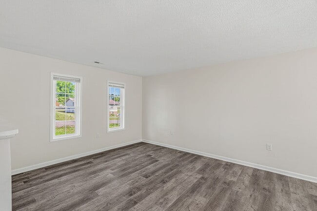 Building Photo - 2827 Shiloh Cir