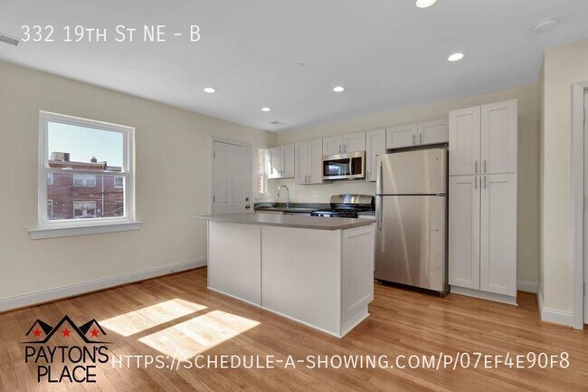 Building Photo - 332 19th St NE