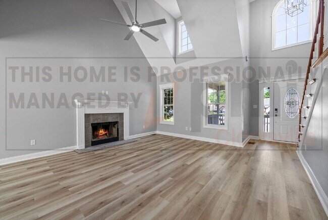 Building Photo - 1336 Southwood Ct