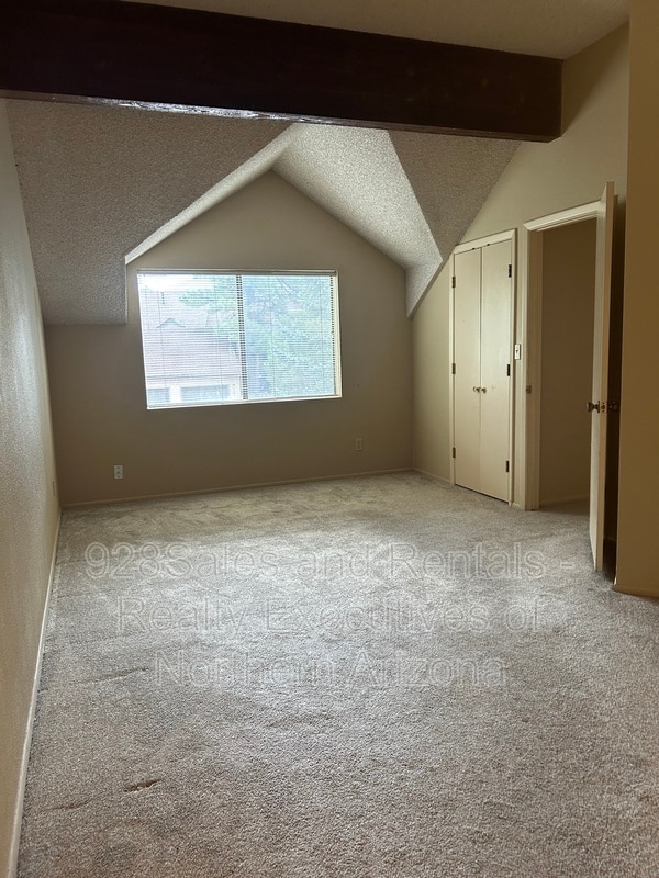 Building Photo - 4005 N Goodwin Cir