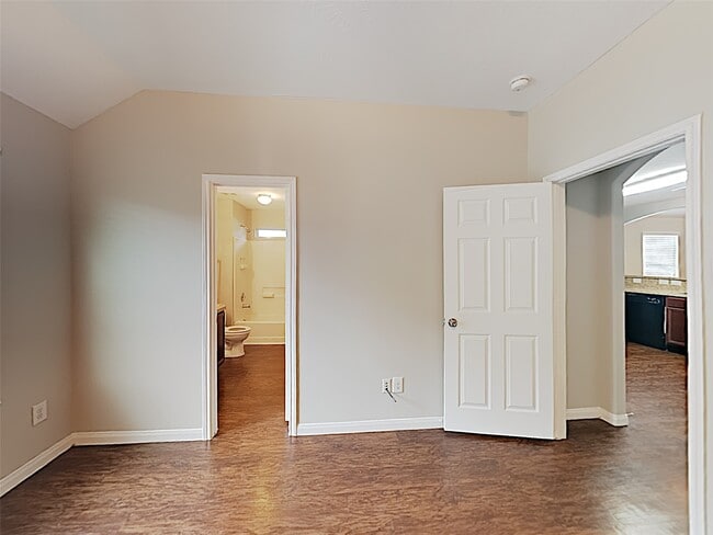 Building Photo - 21427 Wilona Way