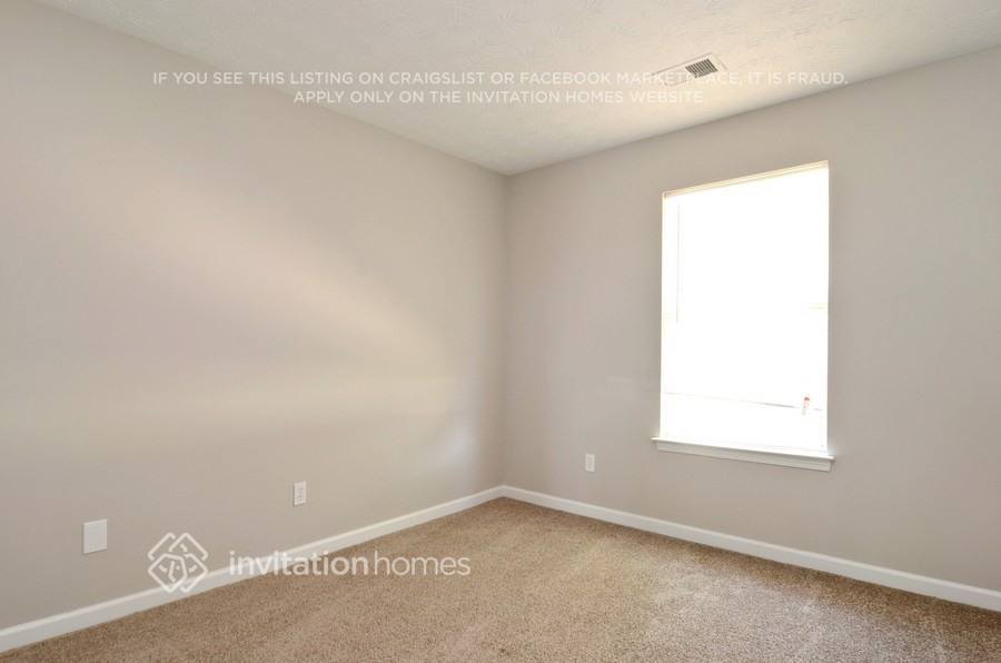 Building Photo - 130 Mountainview Dr