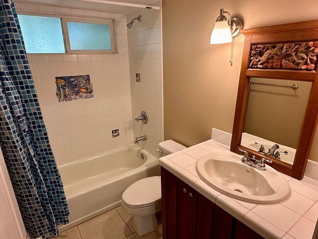 Building Photo - Spacious Home Close to Beaches, Shopping and More in South Maui!