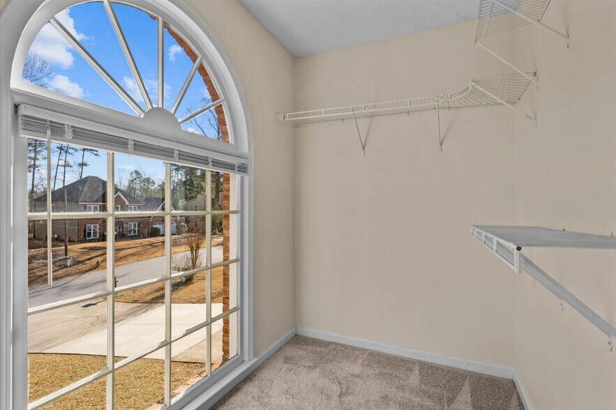 Building Photo - 2155 Southbrook Ridge NW