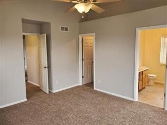 Building Photo - Updated Sage Creek Contemporary 2 Story