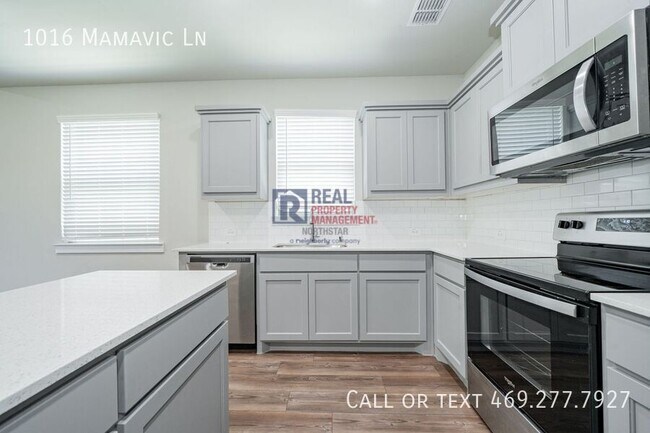 Building Photo - 1016 Mamavic Ln